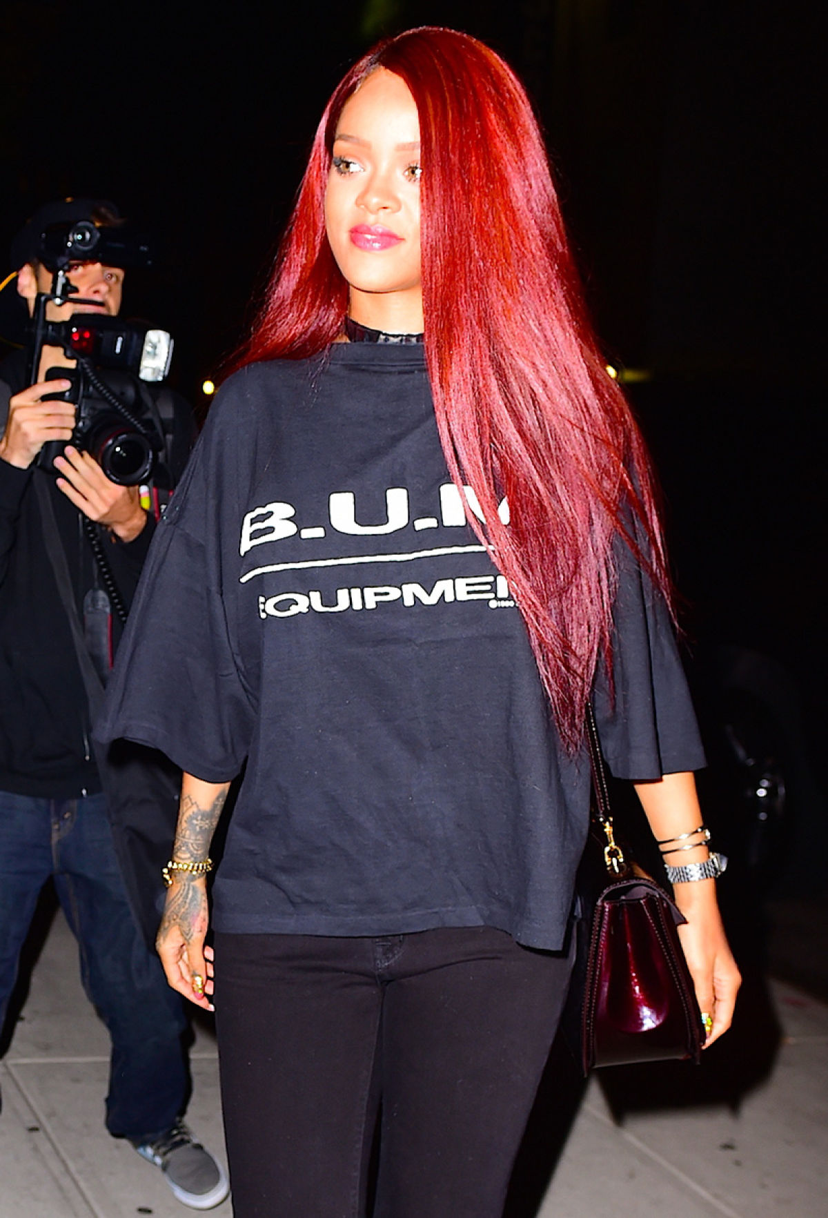 Rihanna Tóc đỏ